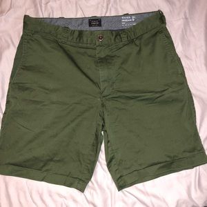 Hunter green J Crew Stretch Shorts 9” inseam